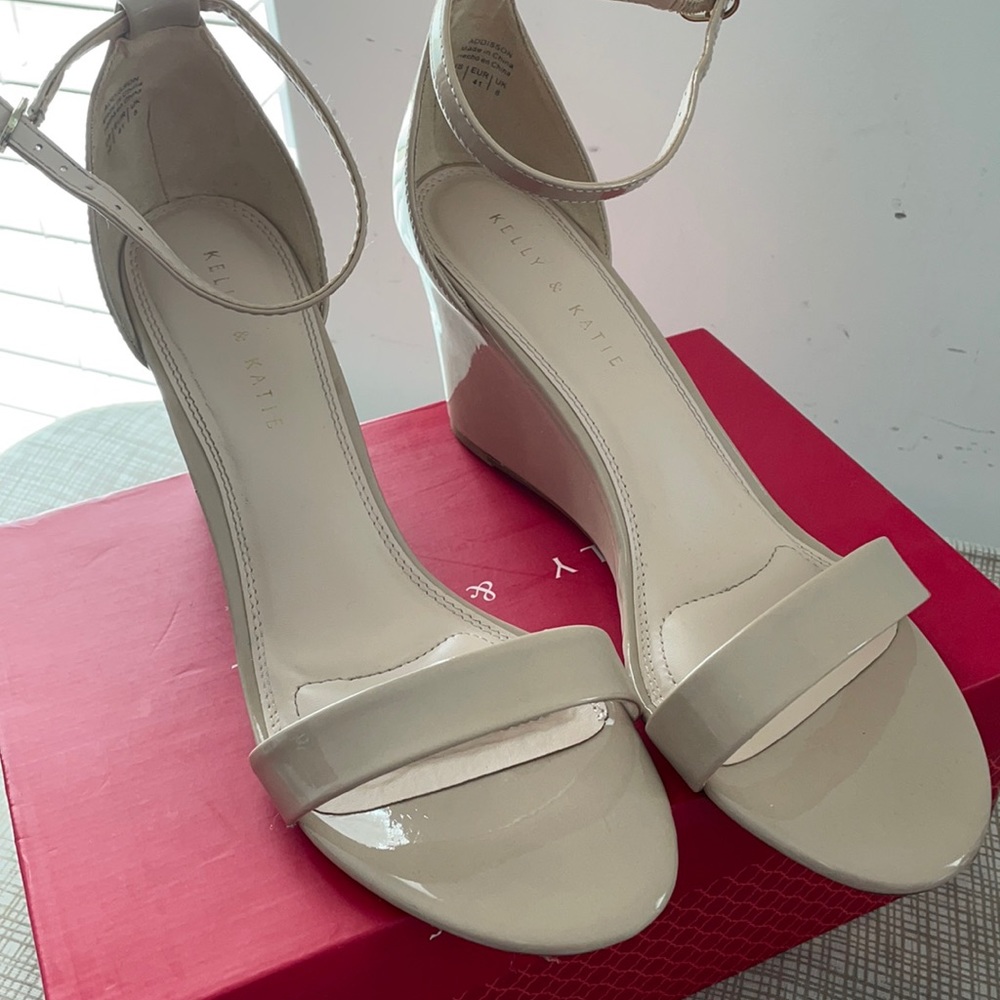 Kelly and Katie wedge heel 10